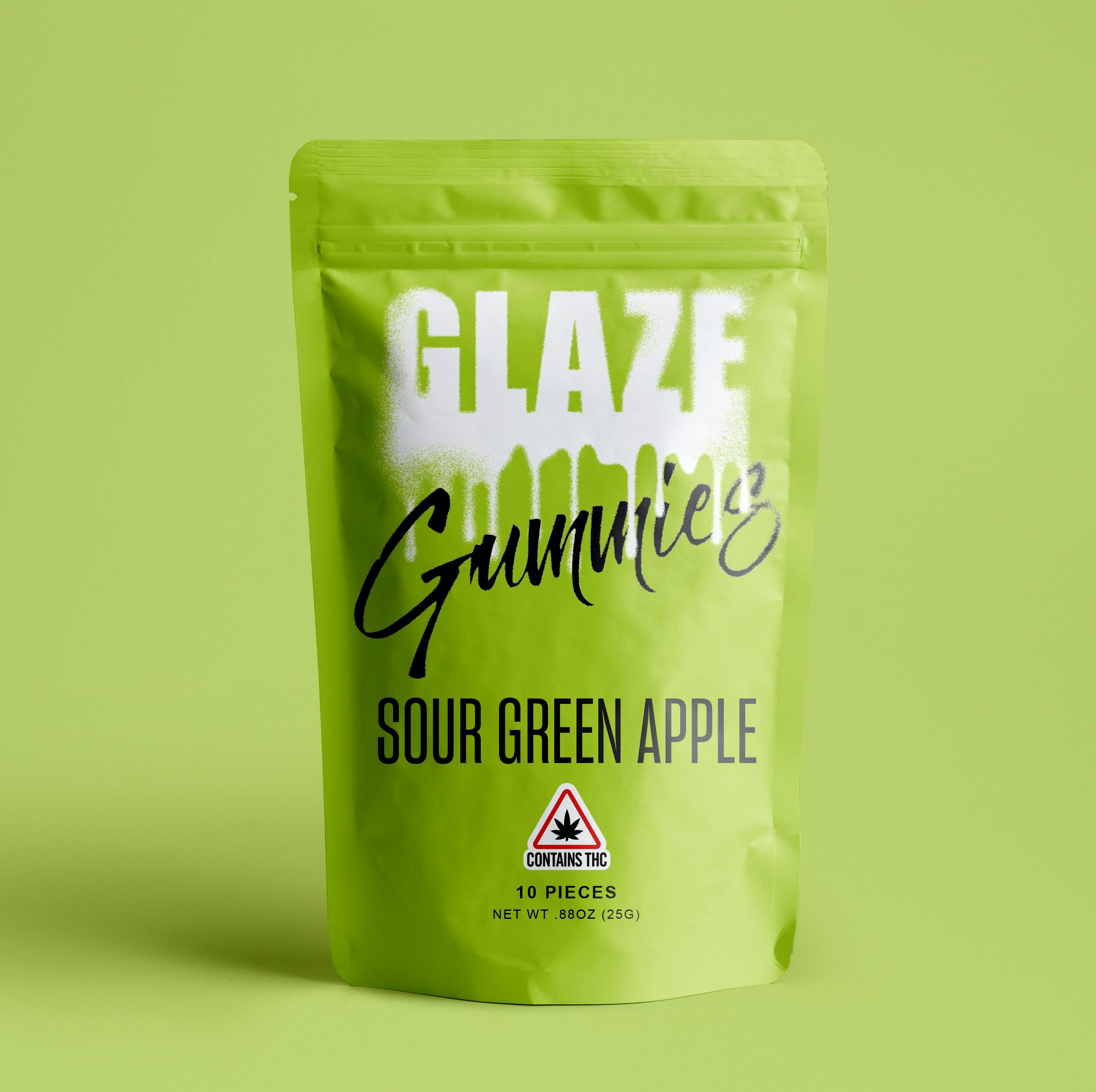 Green Glaze/Green Apple (Hybrid) SMAK'D Triple Threat 3-in-1 Bundle (Disposable Vape + Pre-Roll + Gummy)